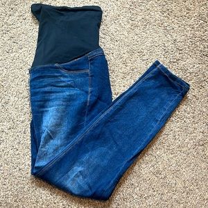 1822 Maternity Jeans
